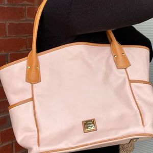 Dooney and Bourke summer bag